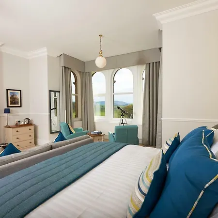 Gospodarstwo wiejskie Newfield Hall *